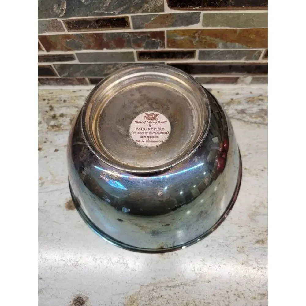 Vintage Oneida Silver Plate Paul Revere Reproduction 8
